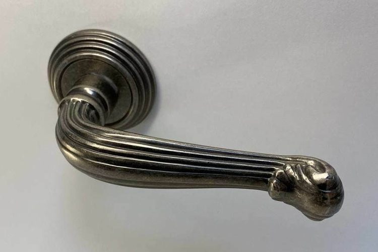 Дверная ручка ADDEN BAU FONTANA V202 AGED SILVER (распродажа)